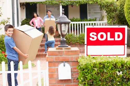 Sydenham man with van service for local moves and deliveries